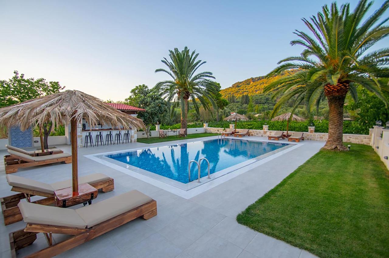 Zissis Villa & Pool 5Min Drive To Beach Kato Yerakarion Eksteriør billede